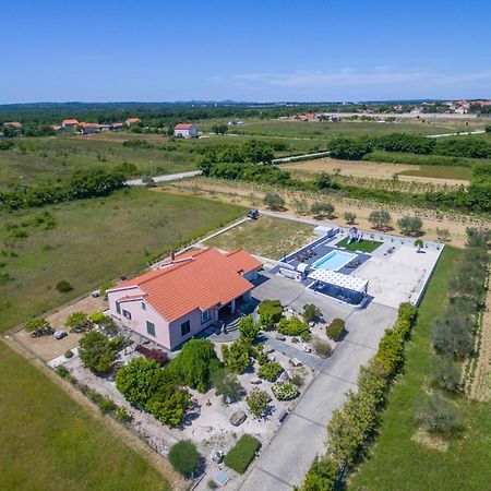 Villa Perini Dvori Donji Zemunik Exterior foto