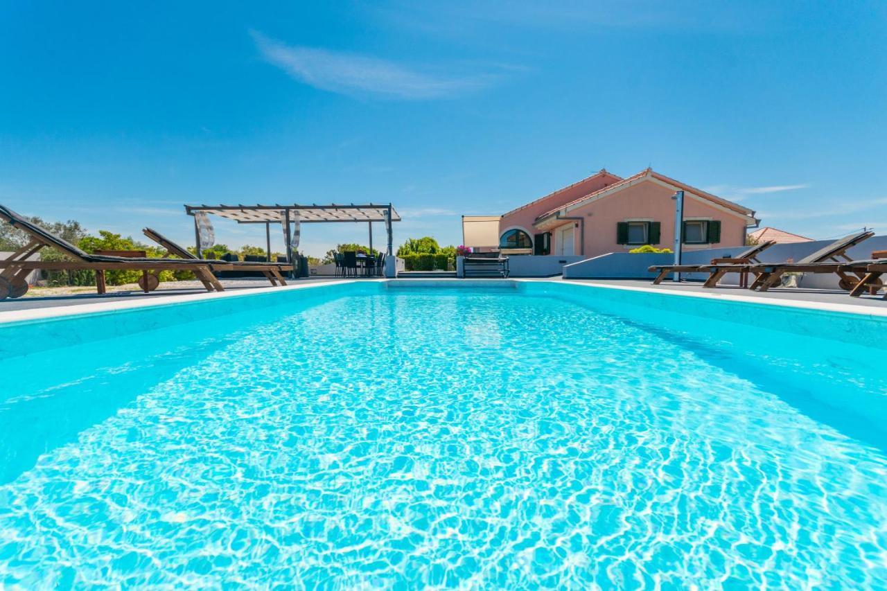 Villa Perini Dvori Donji Zemunik Exterior foto