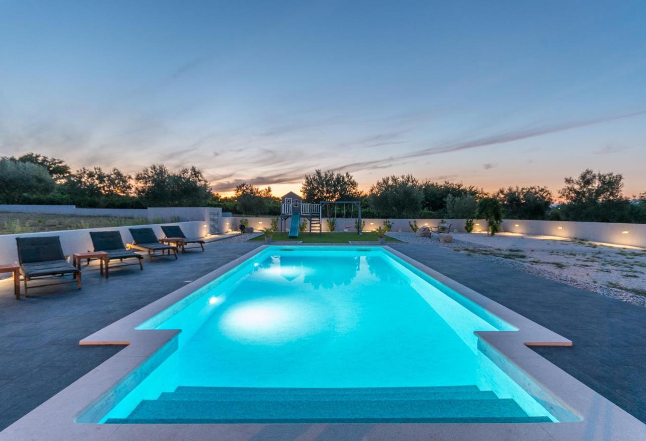 Villa Perini Dvori Donji Zemunik Exterior foto