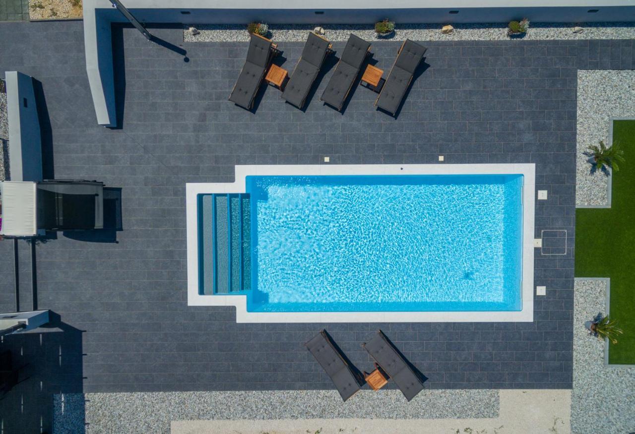 Villa Perini Dvori Donji Zemunik Exterior foto