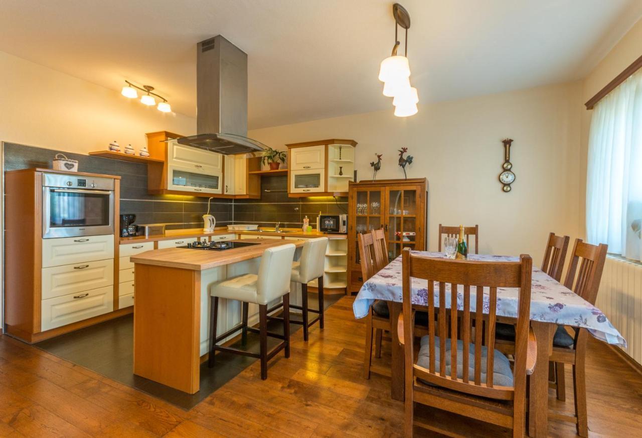 Villa Perini Dvori Donji Zemunik Exterior foto