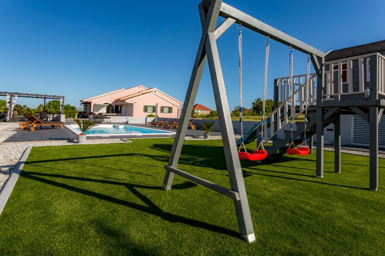Villa Perini Dvori Donji Zemunik Exterior foto