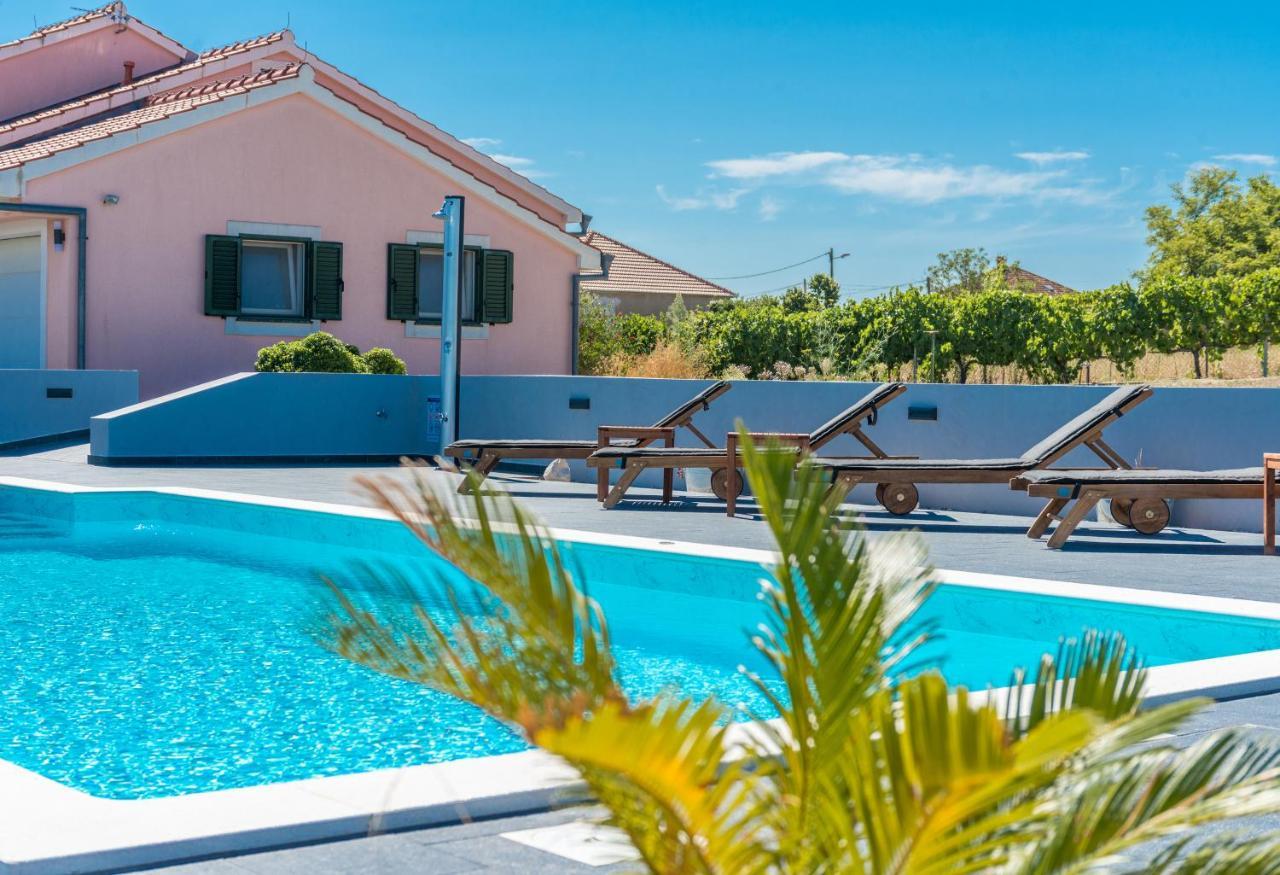 Villa Perini Dvori Donji Zemunik Exterior foto